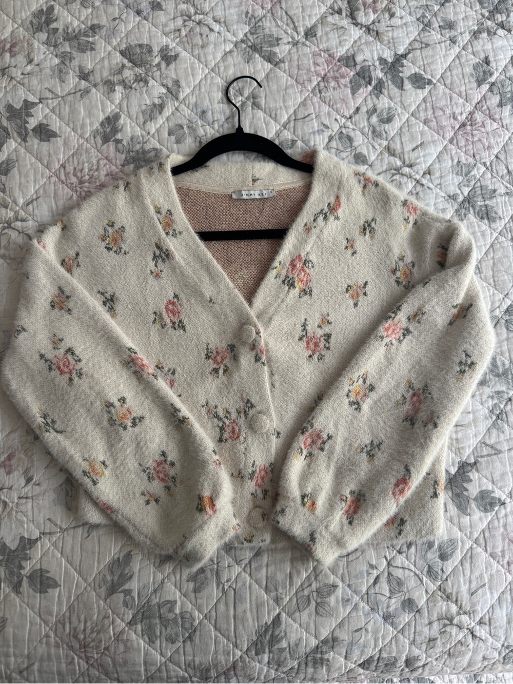 Ivory Floral V-Neck Cardigan Sweater - Soft Rose Print